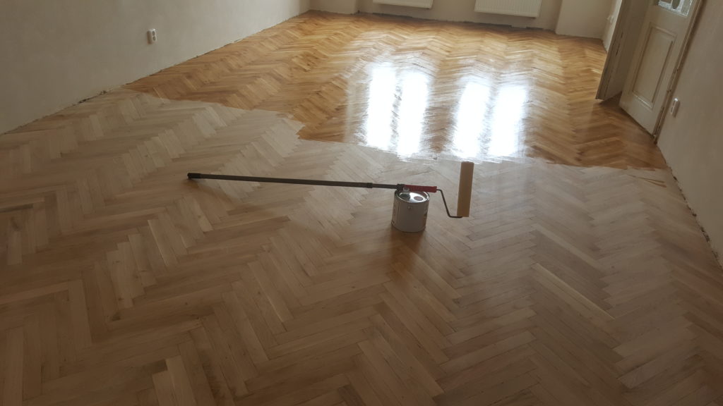 Dům Za divadlem – renovace parket